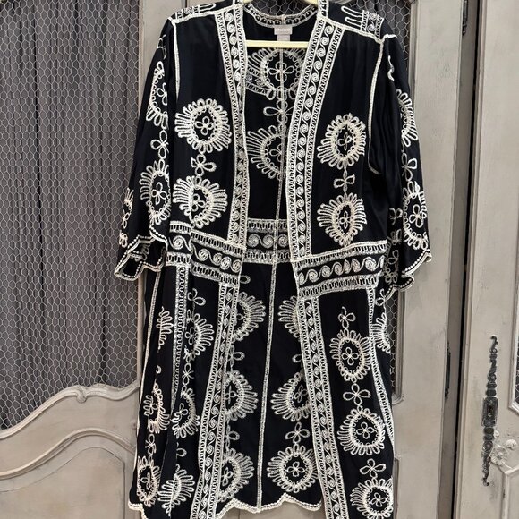 Chico’s embroidered kimono jacket  Blazer Topper - Picture 1 of 6